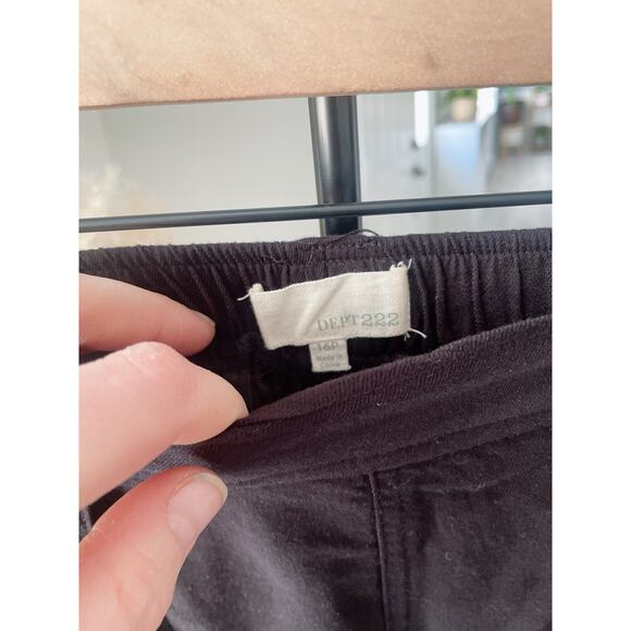 B1G2 FREE 🍁 Black Utility Cargo Mini Skirt Size 16 Petite Casual Minimalist - Picture 5 of 6